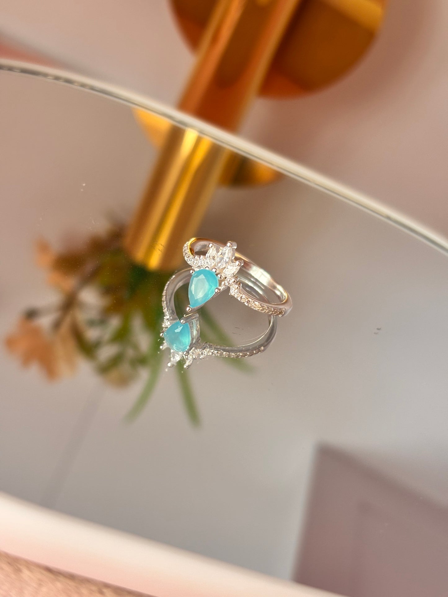 Anillo Corona Turquesa + Zirconias