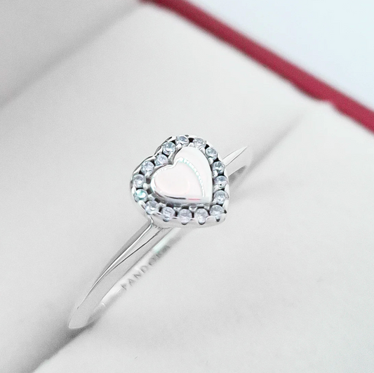 Heart stone ring