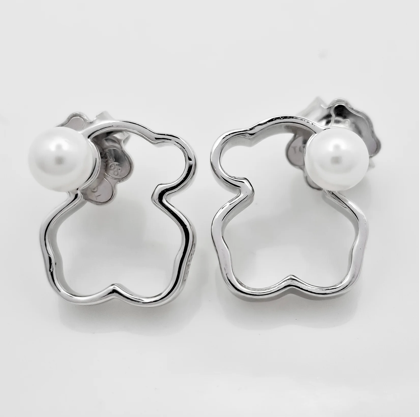 Aretes silueta oso