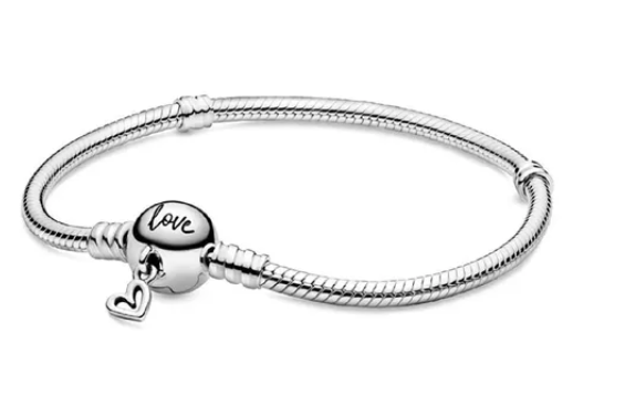 Circular Clasp Bracelet Love Heart Pendant